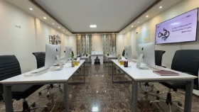 کلاس آموزشگاه کامپیوتر فناوران کاشان در روزهای آغاز فعالیت